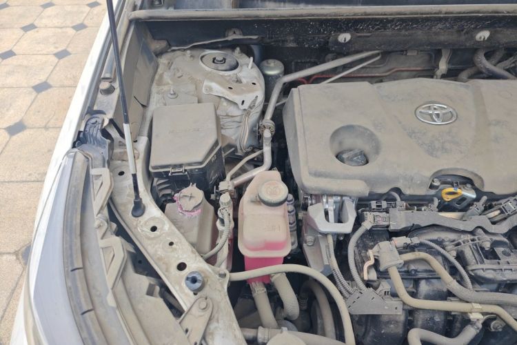 Used Toyota RAV4 2020 Dual-Engine 2.5L E-CVT 4x4 Elite PLUS Edition Engine Bay Right