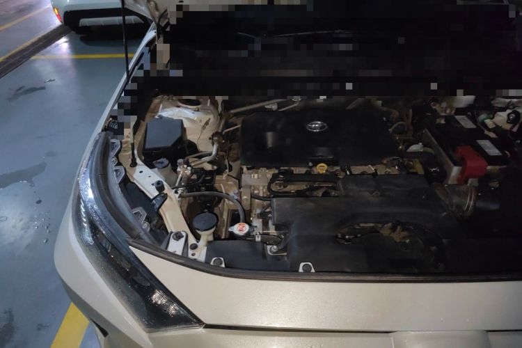 Used Toyota RAV4 2020 2.0L CVT 4x4 Style PLUS Edition Engine Bay Right