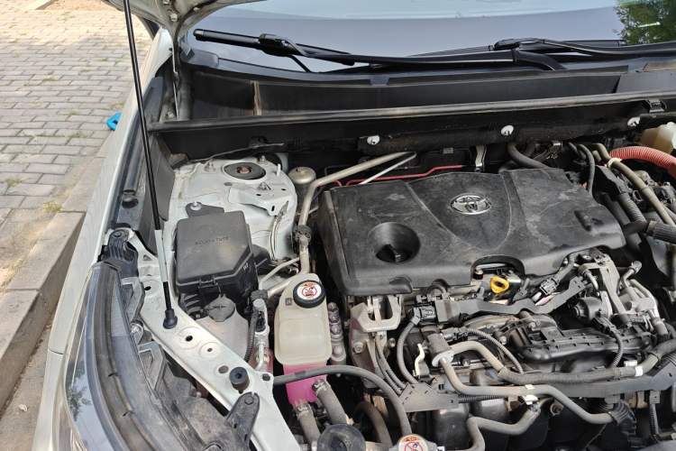 Used Toyota RAV4 2020 Dual-Engine 2.5L E-CVT Four-Wheel Drive Elite Edition Engine Bay Right