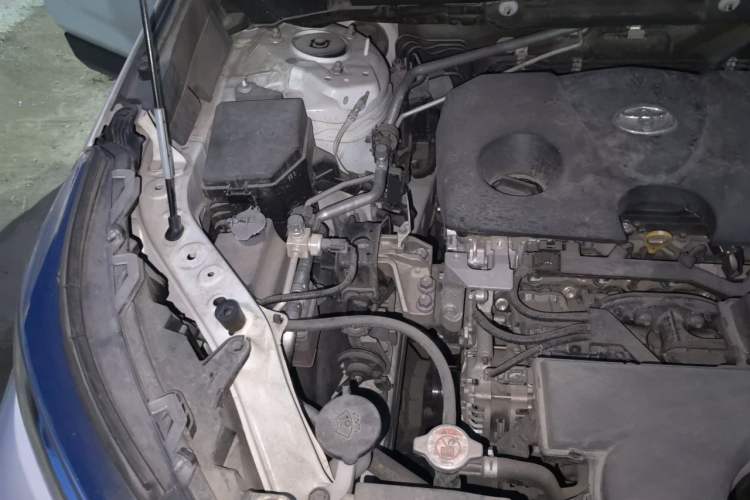 Used Toyota RAV4 2020 2.0L CVT Two-Wheel Drive Fashion PLUS Edition Engine Bay Right