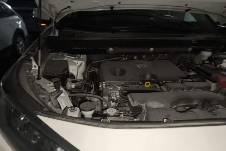 Used Toyota RAV4 2020 2.0L CVT 4x4 Style PLUS Edition Engine Bay Right