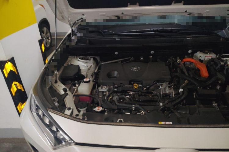 Used Toyota RAV4 2020 Dual-Engine 2.5L E-CVT Four-Wheel Drive Elite Edition Engine Bay Right