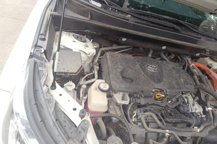 Used Toyota RAV4 2020 Dual-Motor 2.5L E-CVT Four-Wheel Drive Flagship Edition Engine Bay Right