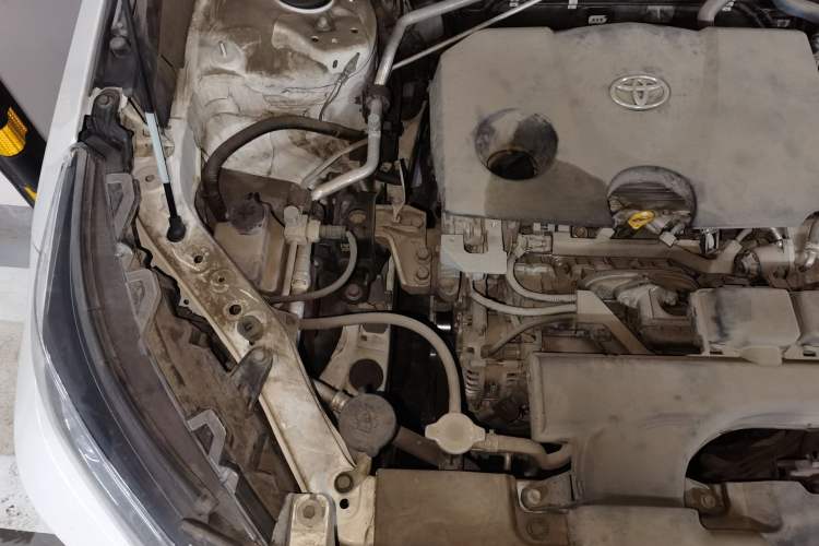 Used Toyota RAV4 2020 2.0L CVT Two-Wheel Drive Urban Edition Engine Bay Right