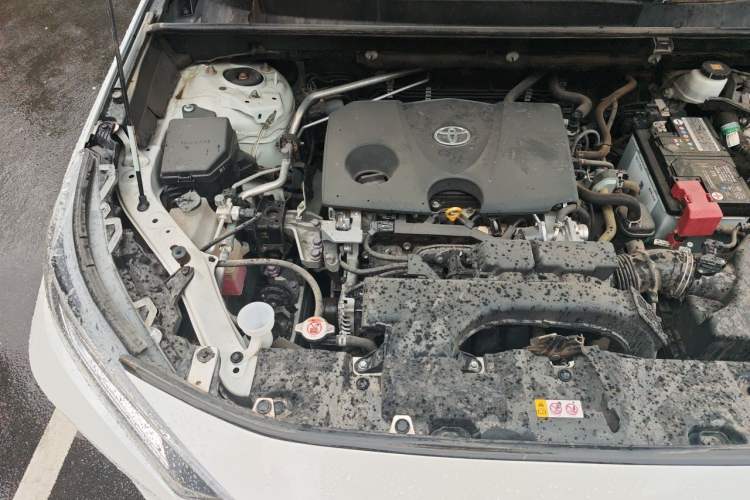 Used Toyota RAV4 2020 2.0L CVT Two-Wheel Drive Prestige Edition Engine Bay Right