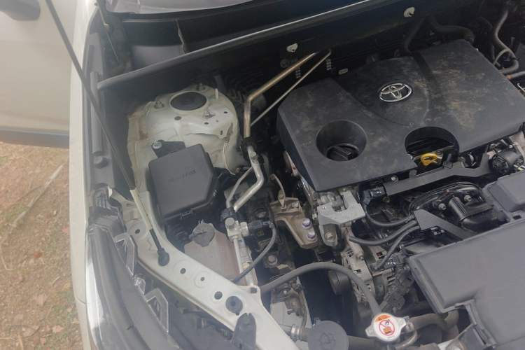 Used Toyota RAV4 2020 2.0L CVT 4x4 Style PLUS Edition Engine Bay Right