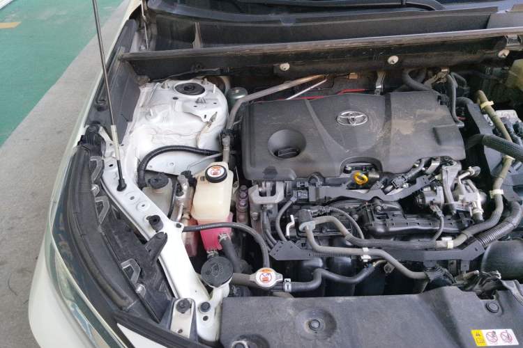 Used Toyota RAV4 2020 Dual-Engine 2.5L E-CVT Two-Wheel Drive Elite Edition Engine Bay Right