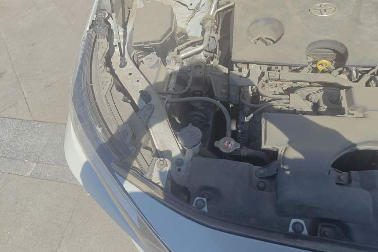 Used Toyota RAV4 2020 2.0L CVT Two-Wheel Drive Fashion PLUS Edition Engine Bay Right