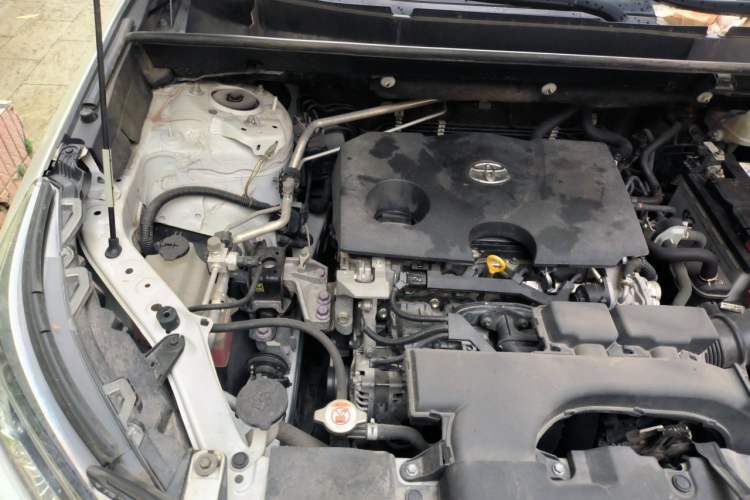 Used Toyota RAV4 2020 2.0L CVT Two-Wheel Drive Fashion Edition Engine Bay Right