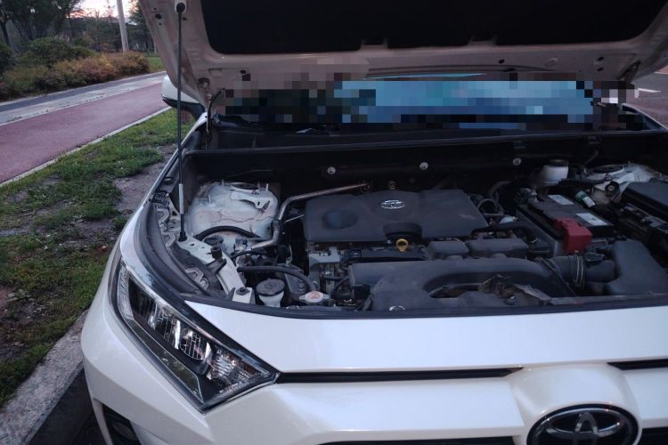 Used Toyota RAV4 2020 2.0L CVT Two-Wheel Drive Fashion Edition Engine Bay Right