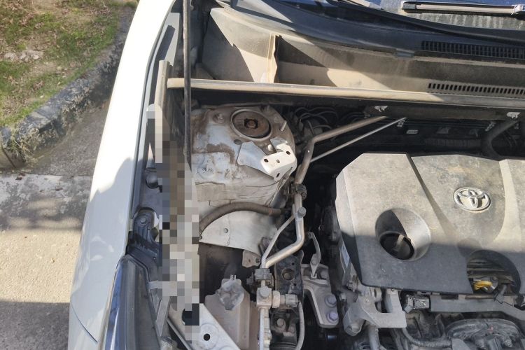 Used Toyota RAV4 2020 2.0L CVT 4x4 Trend Edition Engine Bay Right
