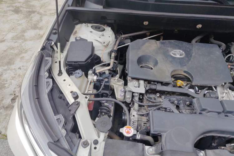Used Toyota RAV4 2020 2.0L CVT Two-Wheel Drive Prestige Edition Engine Bay Right