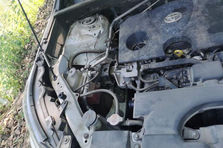 Used Toyota RAV4 2020 2.0L CVT Two-Wheel Drive Urban Edition Engine Bay Right