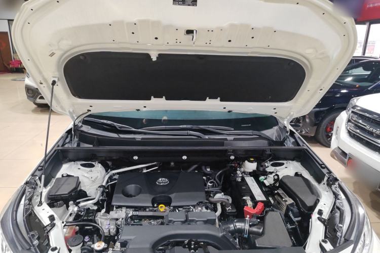 Used Toyota RAV4 2020 2.0L CVT Two-Wheel Drive Fashion PLUS Edition Engine Bay