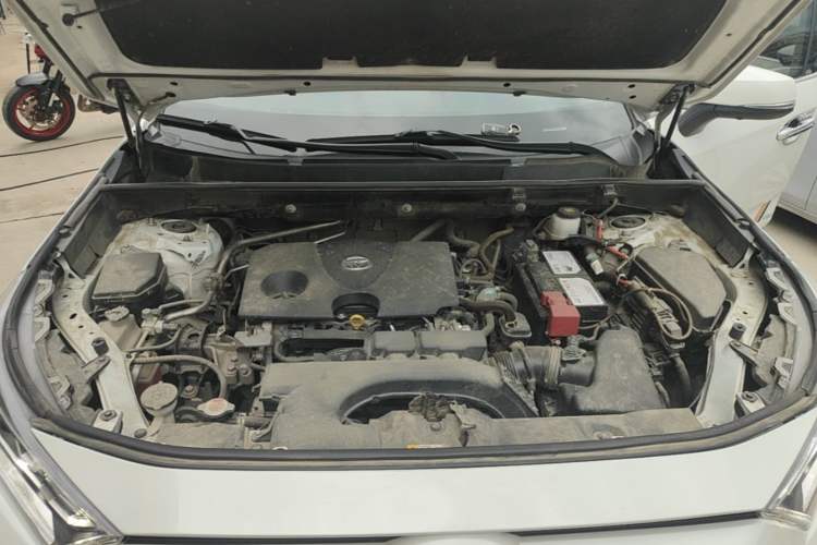Used Toyota RAV4 2020 2.0L CVT Four-Wheel Drive Prestige Edition Engine Bay