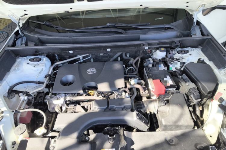 Used Toyota RAV4 2020 2.0L CVT 4x4 Trend Edition Engine Bay