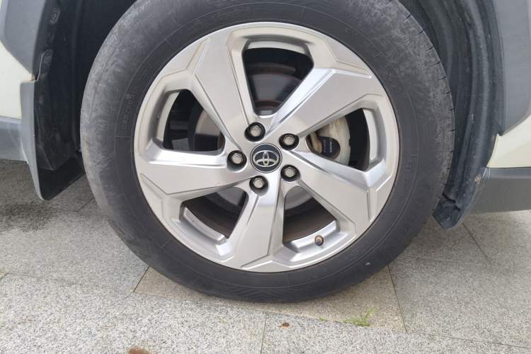 Used Toyota RAV4 2020 2.0L CVT 4x4 Trend Edition Exterior 1