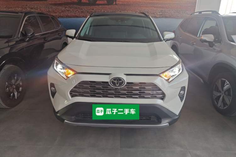 Used Toyota RAV4 2020 2.0L CVT Four-Wheel Drive Prestige Edition Exterior 1
