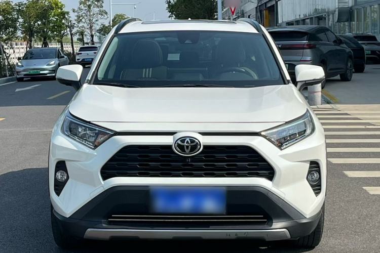 Used Toyota RAV4 2020 2.0L CVT Two-Wheel Drive Fashion Edition Exterior 1