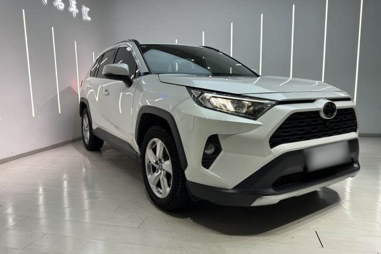 Used Toyota RAV4 2020 2.0L CVT Two-Wheel Drive Fashion PLUS Edition Exterior 1