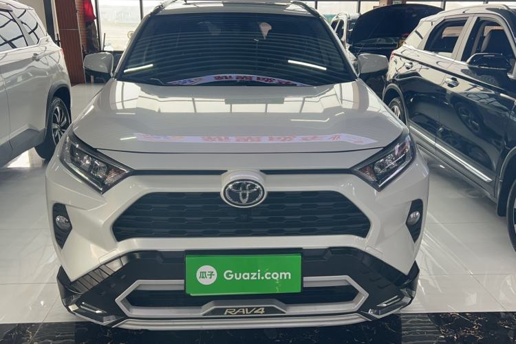 Used Toyota RAV4 2020 2.0L CVT Two-Wheel Drive Fashion PLUS Edition Exterior 1