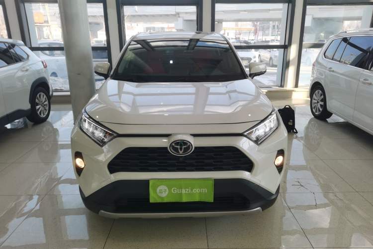 Used Toyota RAV4 2020 2.0L CVT Two-Wheel Drive Fashion Edition Exterior 1