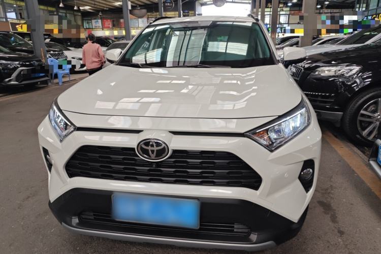Used Toyota RAV4 2020 2.0L CVT Two-Wheel Drive Fashion Edition Exterior 1