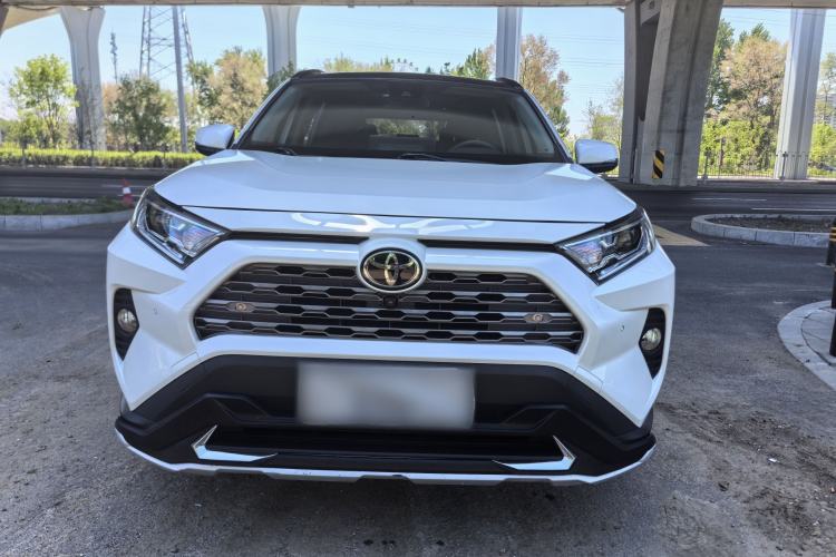 Used Toyota RAV4 2020 2.0L CVT Two-Wheel Drive Prestige Edition Exterior 1