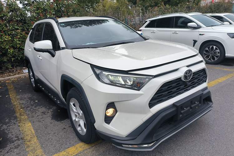 Used Toyota RAV4 2020 2.0L CVT Two-Wheel Drive Urban Edition Exterior 1