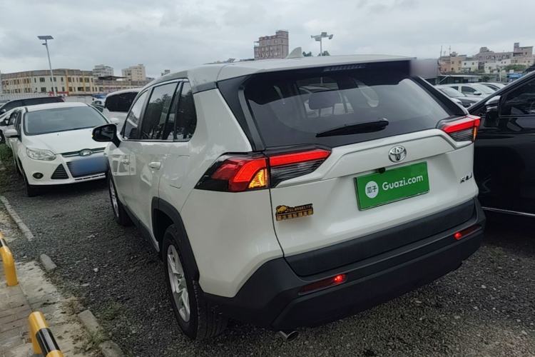 Used Toyota RAV4 2020 2.0L CVT Two-Wheel Drive Urban Edition Exterior 2