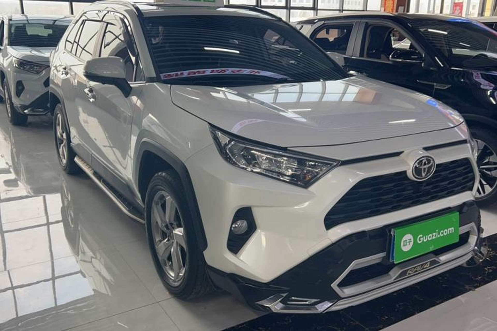 Used Toyota RAV4 2020 2.0L CVT Two-Wheel Drive Fashion PLUS Edition Exterior 2