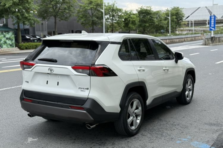 Used Toyota RAV4 2020 2.0L CVT 4x4 Trend Edition Exterior 2
