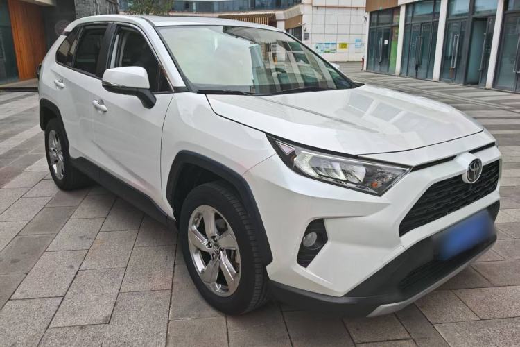 Used Toyota RAV4 2020 2.0L CVT 4x4 Style PLUS Edition Exterior 2