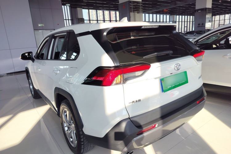 Used Toyota RAV4 2020 2.0L CVT Two-Wheel Drive Fashion PLUS Edition Exterior 2