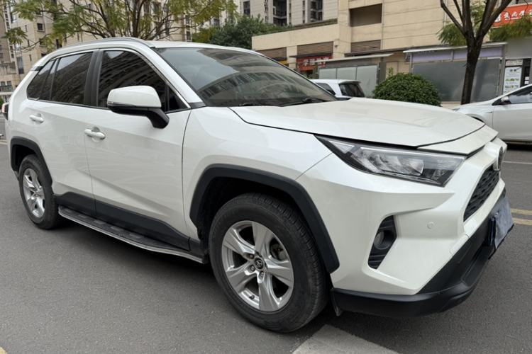 Used Toyota RAV4 2020 2.0L CVT Two-Wheel Drive Urban Edition Exterior 2