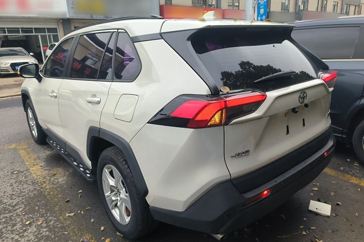 Used Toyota RAV4 2020 2.0L CVT Two-Wheel Drive Urban Edition Exterior 2