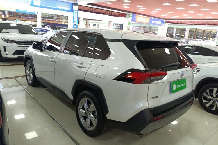 Used Toyota RAV4 2020 2.0L CVT Two-Wheel Drive Fashion PLUS Edition Exterior 2