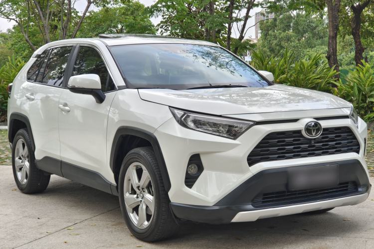 Used Toyota RAV4 2020 2.0L CVT Two-Wheel Drive Fashion Edition Exterior 3