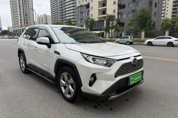 Used Toyota RAV4 2020 2.0L CVT Two-Wheel Drive Fashion Edition Exterior 4