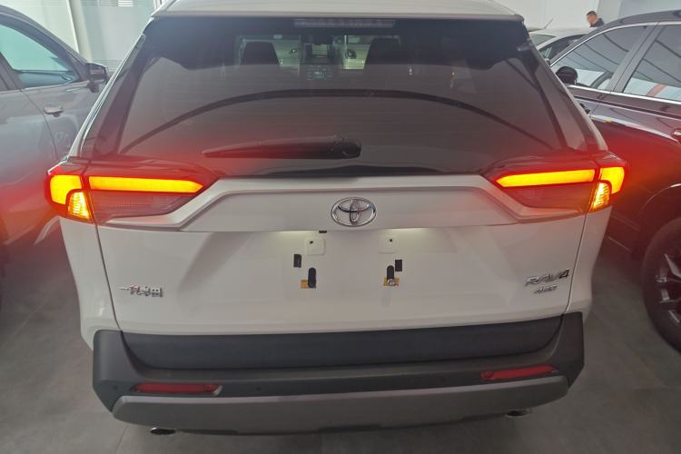 Used Toyota RAV4 2020 2.0L CVT Four-Wheel Drive Prestige Edition Exterior 4