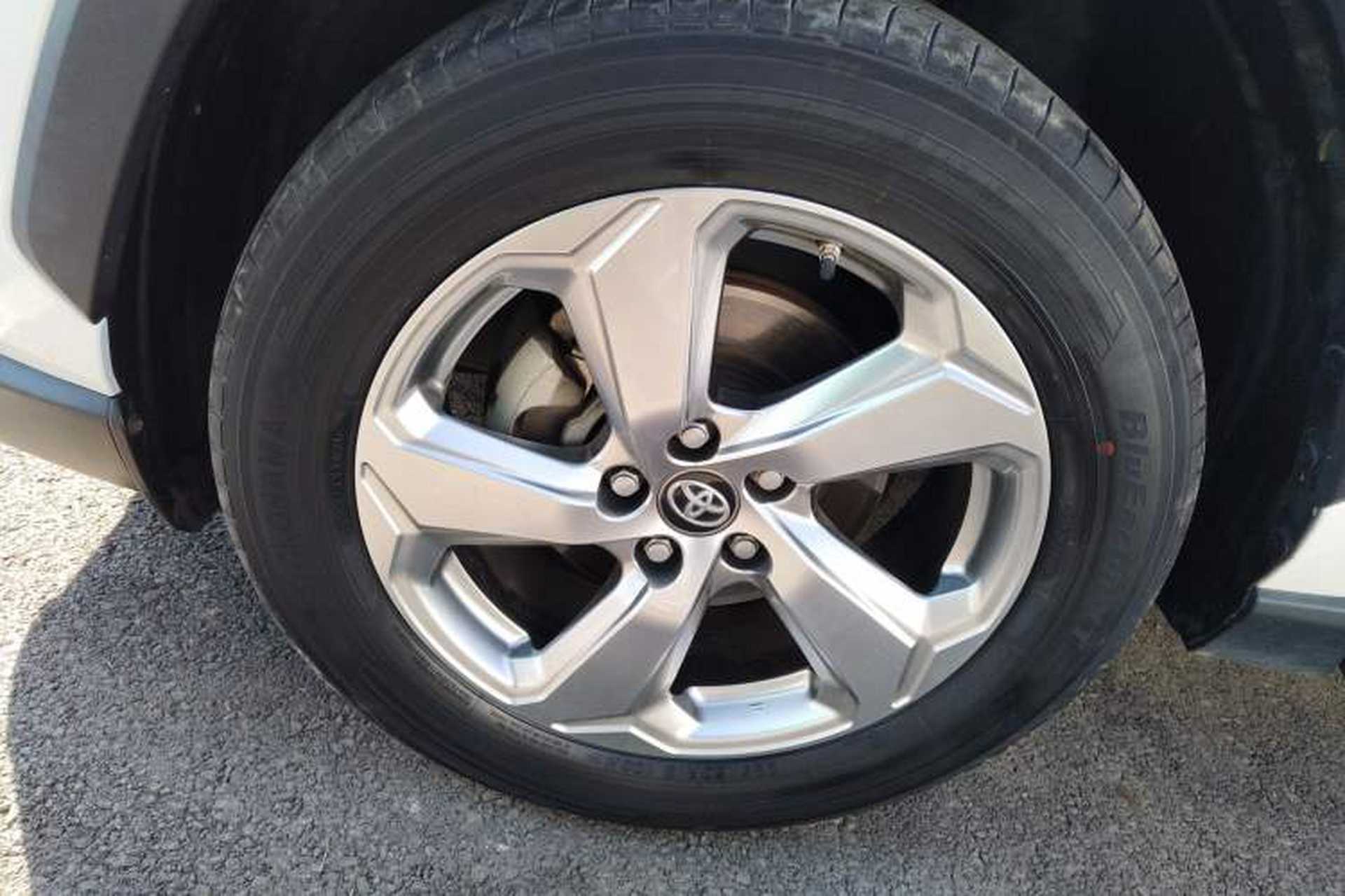 Used Toyota RAV4 2020 2.0L CVT Two-Wheel Drive Fashion Edition Exterior 4