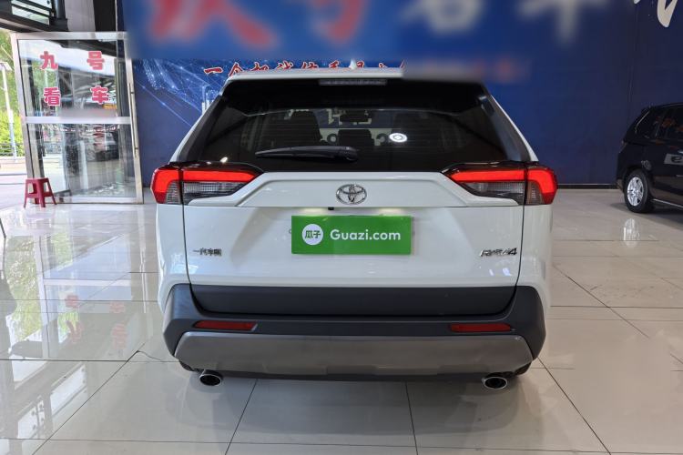Used Toyota RAV4 2020 2.0L CVT Two-Wheel Drive Fashion Edition Exterior 4