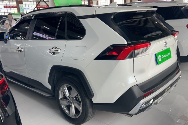 Used Toyota RAV4 2020 2.0L CVT Two-Wheel Drive Fashion PLUS Edition Exterior 4