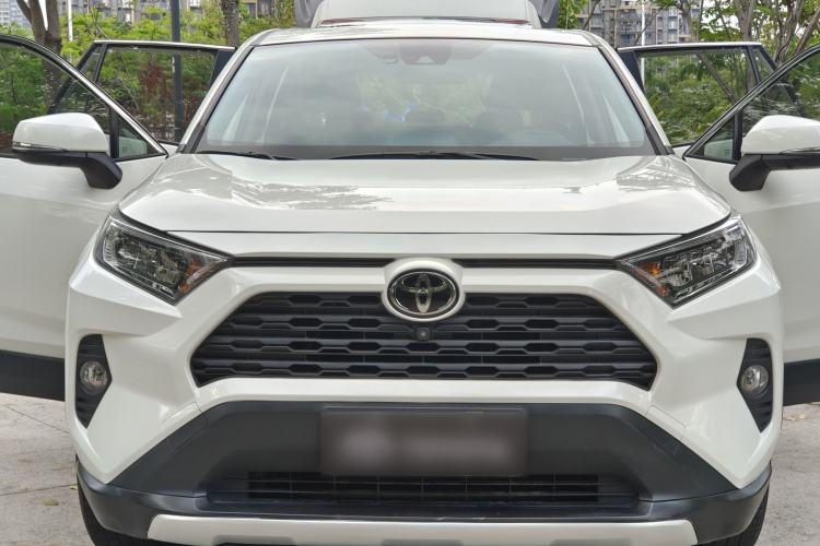 Used Toyota RAV4 2020 2.0L CVT Two-Wheel Drive Fashion Edition Exterior 4