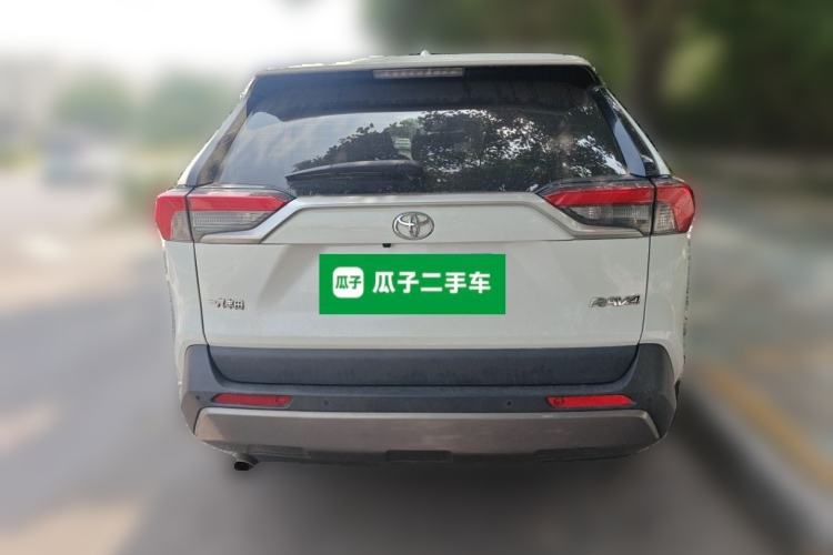 Used Toyota RAV4 2020 2.0L CVT Two-Wheel Drive Prestige Edition Exterior 4