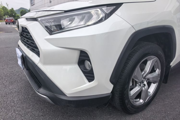 Used Toyota RAV4 2020 2.0L CVT Two-Wheel Drive Fashion PLUS Edition Exterior 4