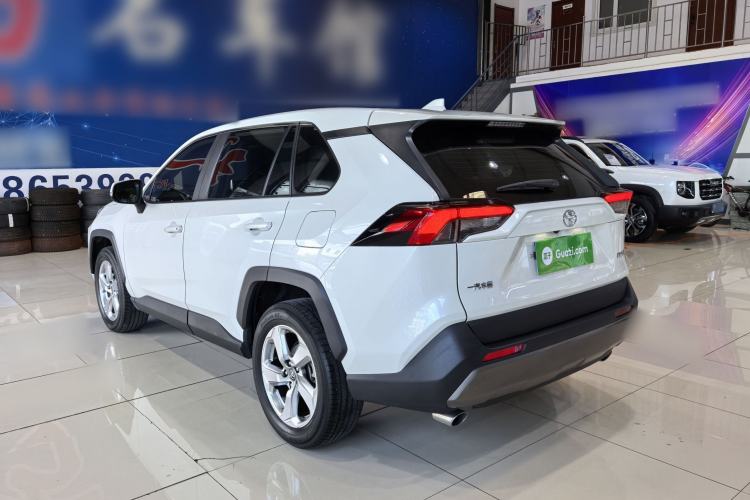 Used Toyota RAV4 2020 2.0L CVT Two-Wheel Drive Fashion Edition Exterior 5