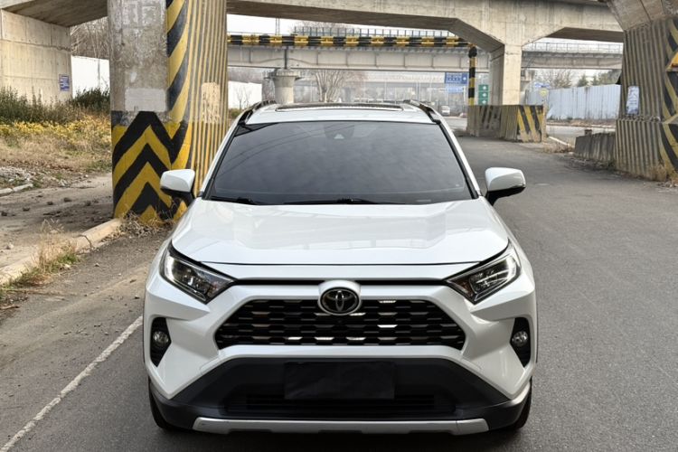 Used Toyota RAV4 2020 2.0L CVT Two-Wheel Drive Fashion PLUS Edition Exterior 5