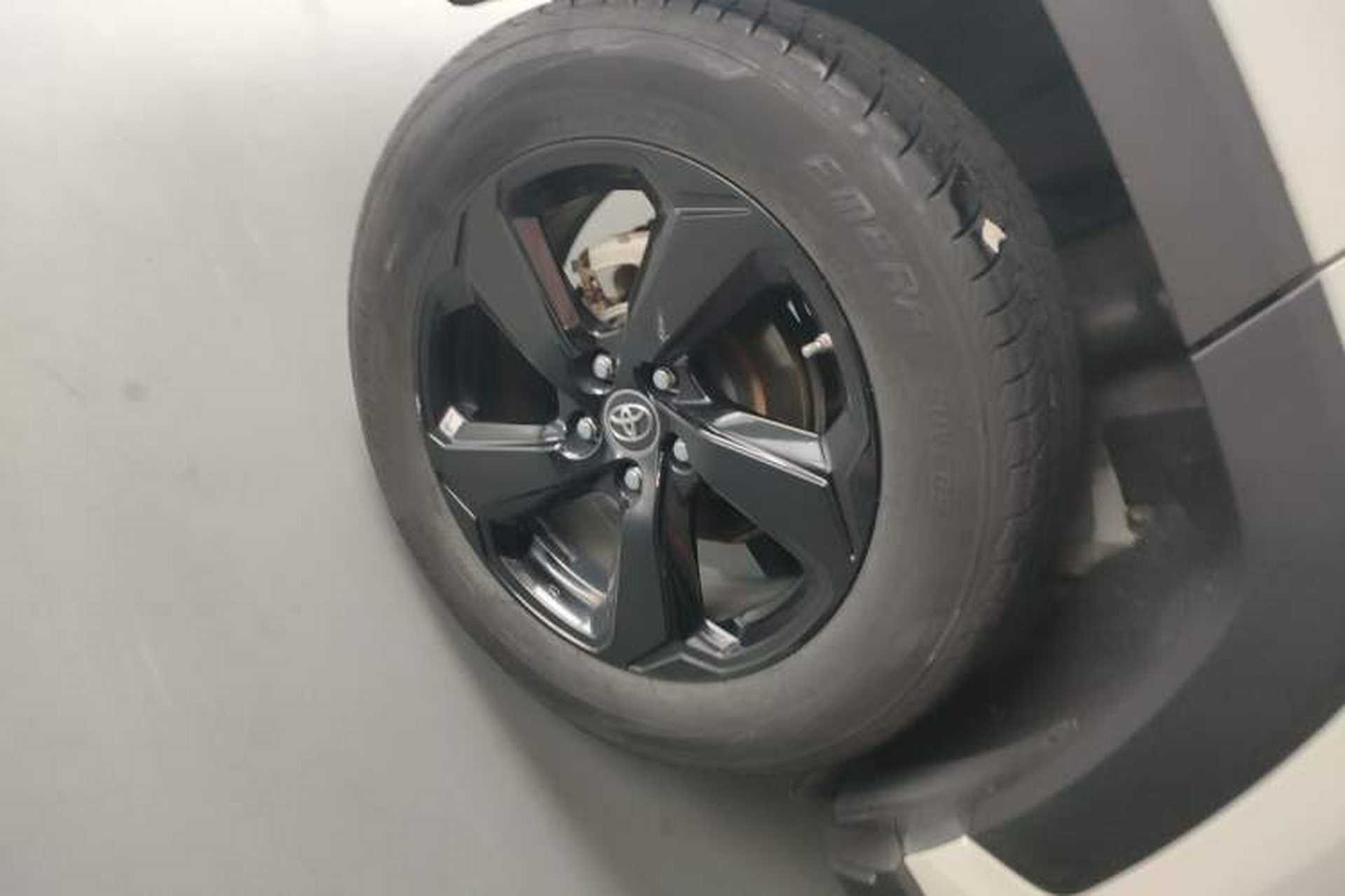 Used Toyota RAV4 2020 Dual-Engine 2.5L E-CVT 4x4 Elite PLUS Edition Exterior 5