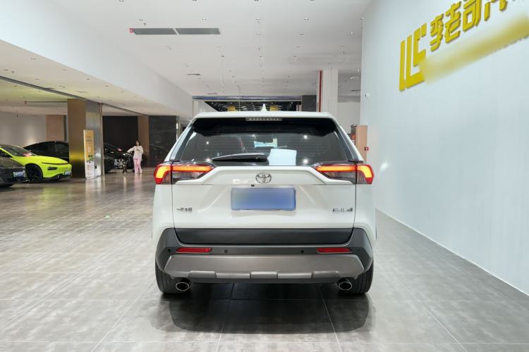 Used Toyota RAV4 2020 2.0L CVT Two-Wheel Drive Fashion Edition Exterior 5